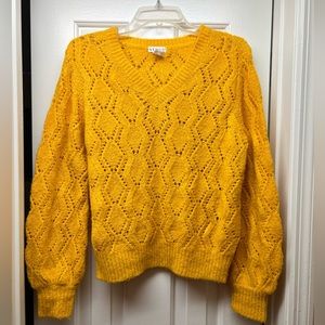 Venus Casual v neck plush sweater golden yellow. Small.